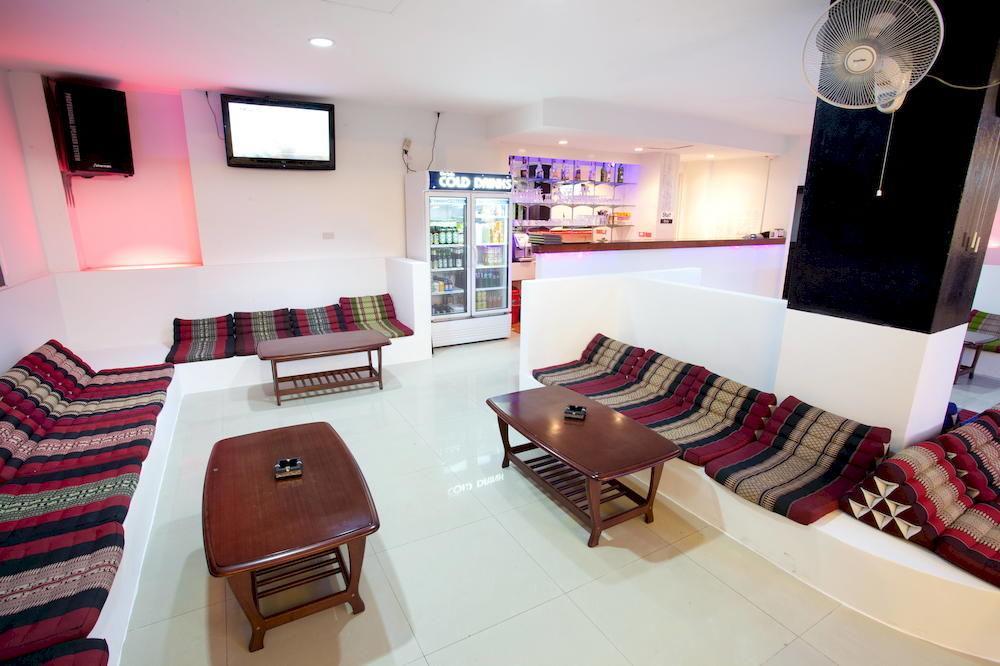 Lars-Lita Residence Patong Экстерьер фото