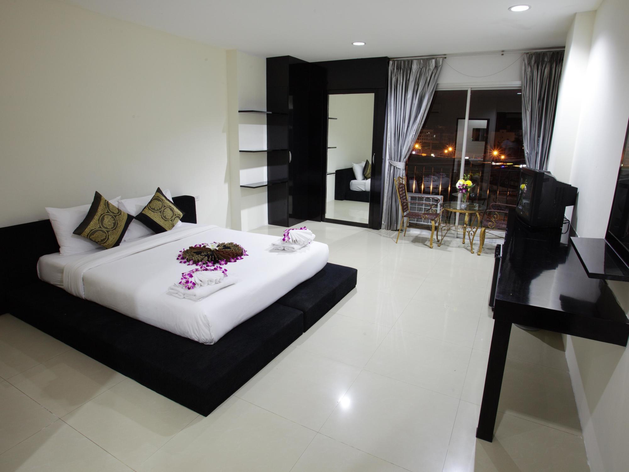 Lars-Lita Residence Patong Экстерьер фото